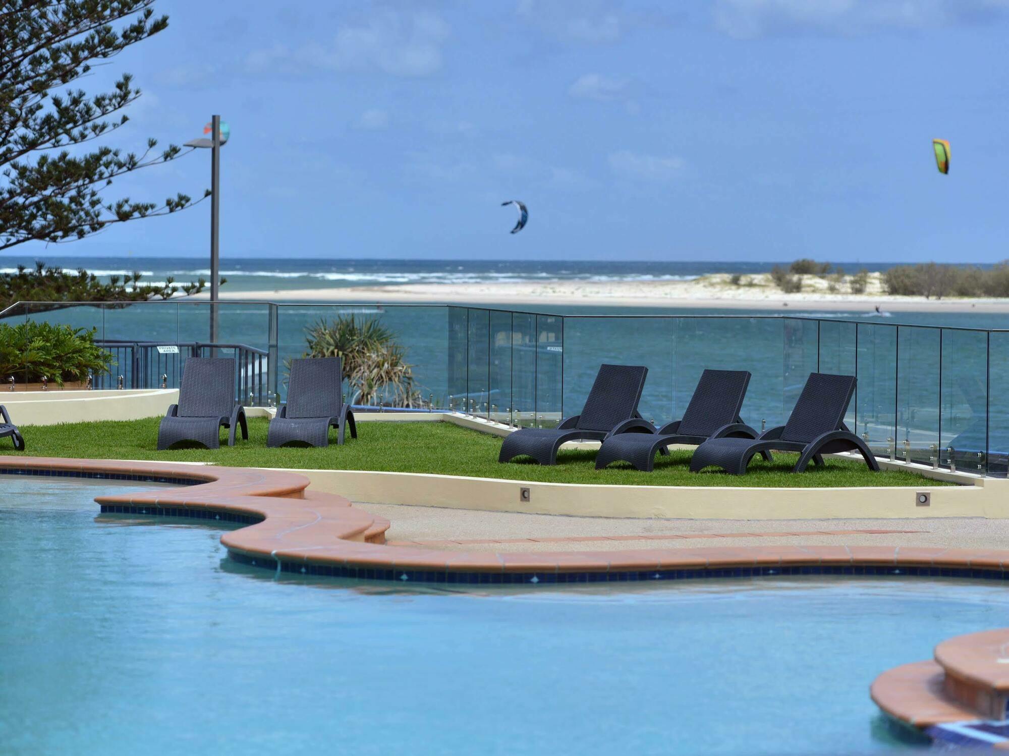 Breakfree Grand Pacific Aparthotel Καλούντρα Εξωτερικό φωτογραφία